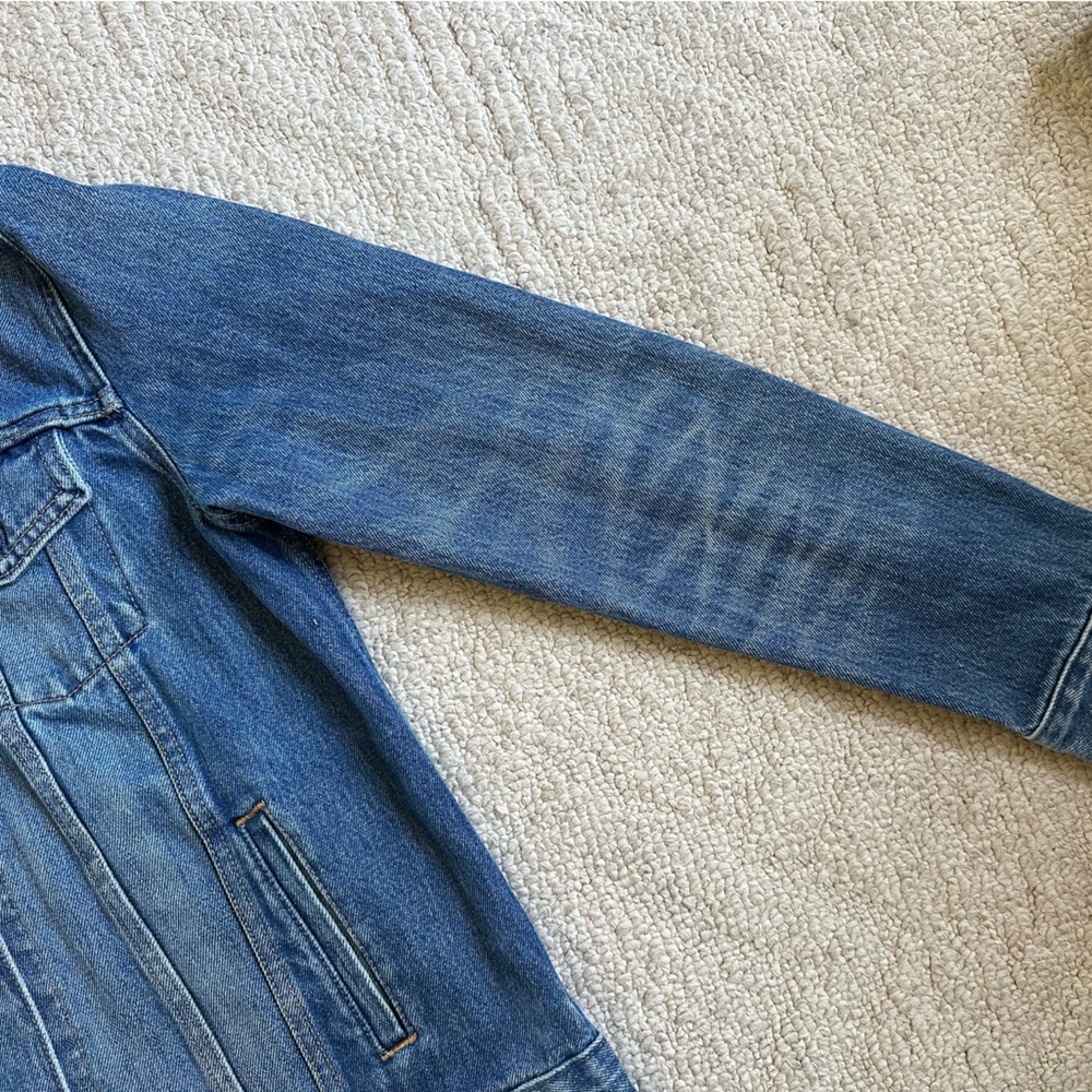 Levis Trucker Jacket - image 6